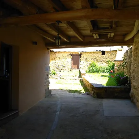 Casa Valdequiruelo Holiday home *