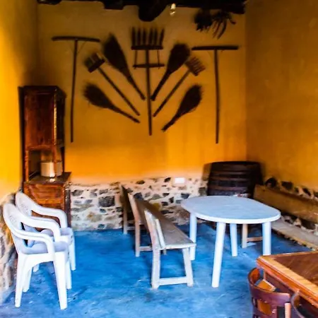 Casa Valdequiruelo * Vanidodes